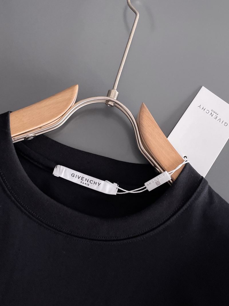 Givenchy T-Shirts